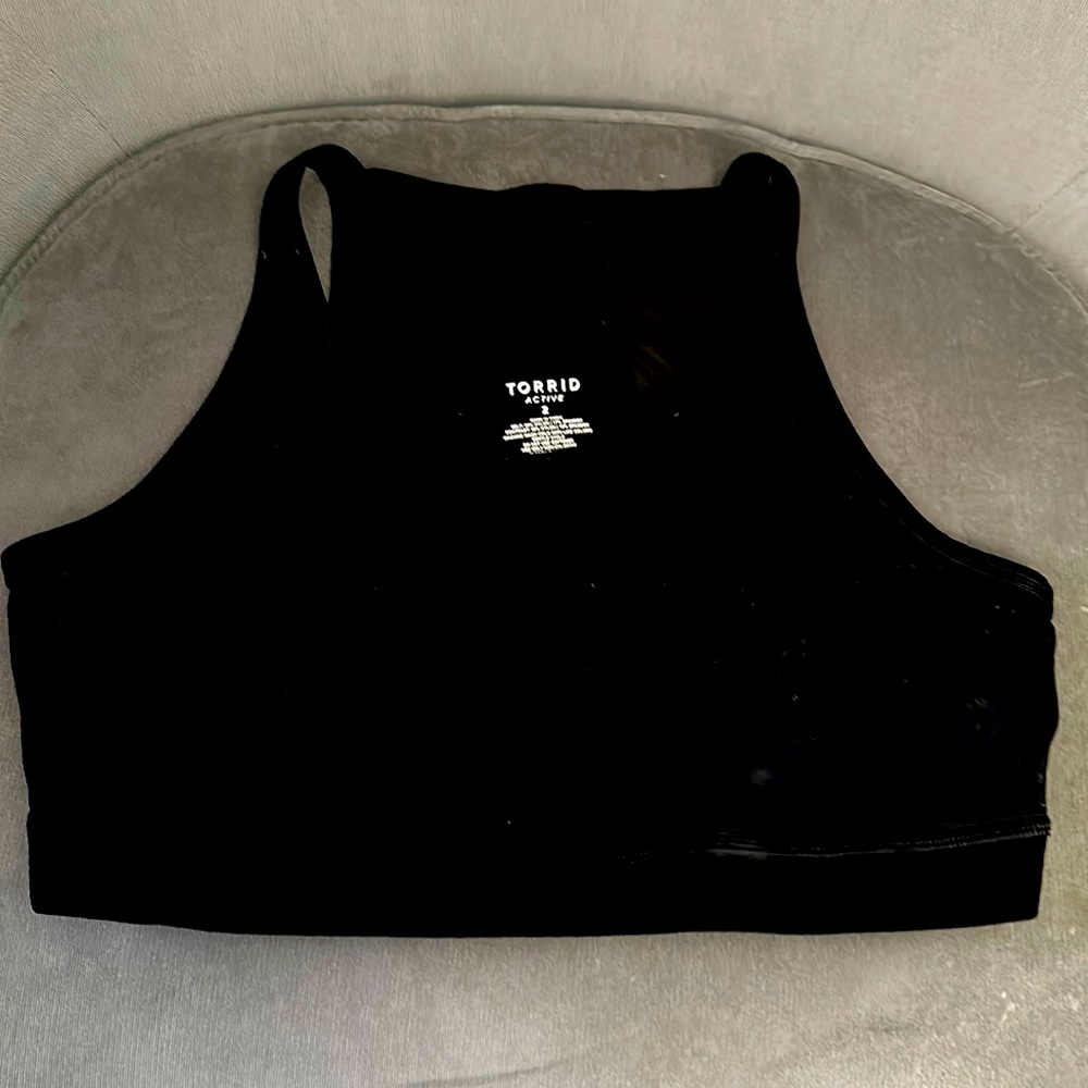 TORRID ACTIVEWEAR BLACK SPORTS BRA LATTICE BACK SIZE 2